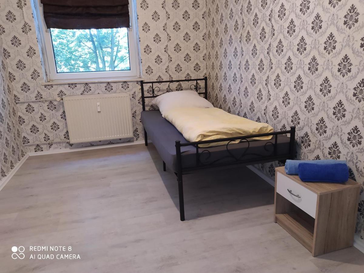 Misha,S Hostel ดุยส์บูร์ก ภายนอก รูปภาพ